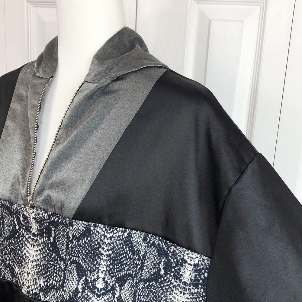 Zara Basic Black & Silver Metallic Snakeskin Prin… - image 7